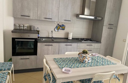 Scoglitti Apartment | Apartment 'Il Timone Di Via Del Mare' with Private Terrace, Wi-Fi and Air Conditioning