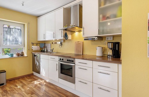 Auggen Apartment | Apartment 'Im Liestengarten' with Mountain View, Private Terrace and Wi-Fi