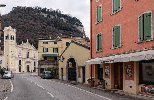 Corno Apartment | Apartment in 2 steps from Garda and Lake