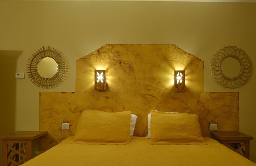 Porto Pollo House | Apartment In A Hotel 'Demeure Pianura 2 À 4 Pers' with Shared Pool and Private Terrace