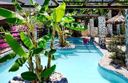 Vlichada Apartment | Apartment in a holiday home