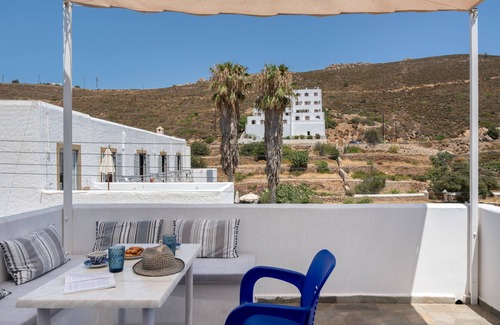 Grikos House | Apartment In A Hotel "Pico Bello Patmos 30" with Sea View, Private Terrace & Wi-Fi