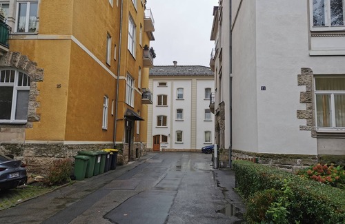 Coburg Apartment | Apartment in a quiet location with parking space