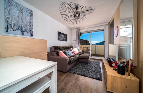 Allos Apartment | Apartment in Allos with Mountain Views