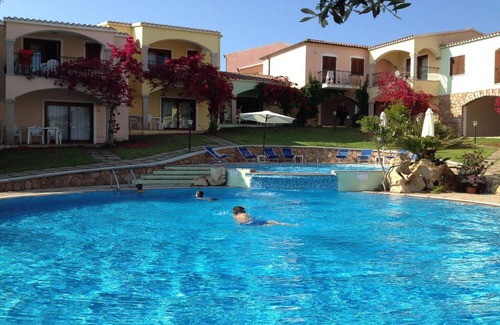Badesi Apartment | Apartment in Badus with communal Pool