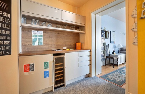 Beaumaris Apartment | Apartment in Beaumaris with Sea Views