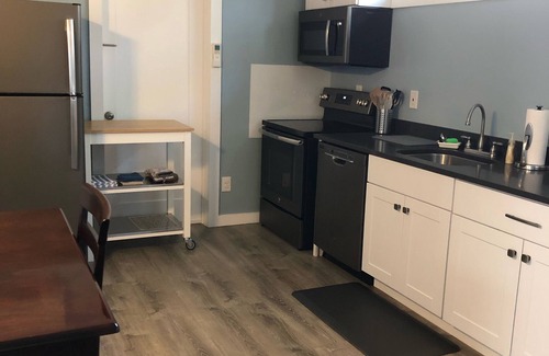 Asheville Apartment | Apartment in Biltmore Village - Closest rental to the Biltmore Estate entrance
