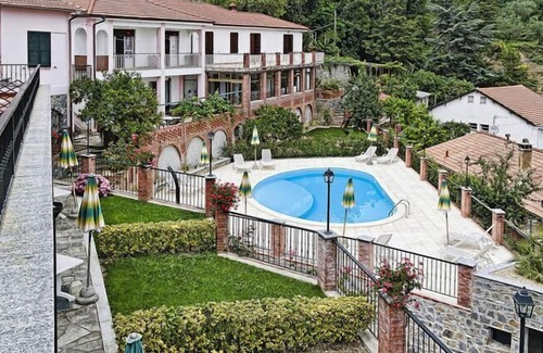 Casanova Lerrone Apartment | Apartment in Castellaro with garden