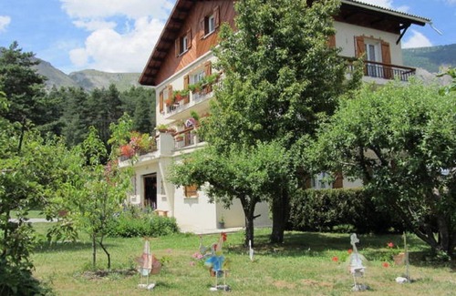 Beauvezer Apartment | Apartment in chalet on Haut-Verdon - Val d'Allos - Southern Alps