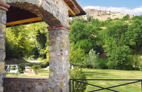 Chiusdino Apartment | Apartment in Chiusdino with terrace