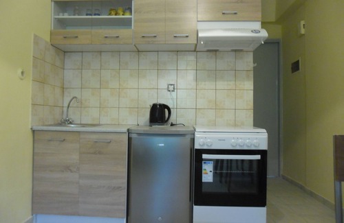Kalamata Apartment | Apartment in Chrani,Greece - Villa Maria. Just 3 Min. Walk To The Beach