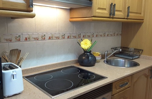 Cimadevilla Apartment | Apartment in Cimadevilla Gijón. Tourism Registration Number: VUT-114-AS