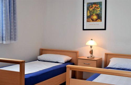 Dobropoljana Apartment | Apartment in Dobropoljana only 5 minutes to the beach, family friendly