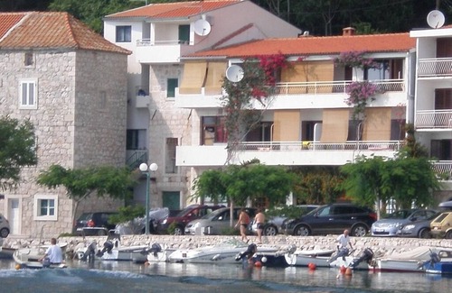 Drasnice Apartment | Apartment in Drašnice with Seaview, Balcony, Air condition, WIFI (3586-2)
