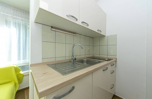 Drasnice Apartment | Apartment in Drašnice with Seaview, Terrace, Air condition, WIFI (4992-3)