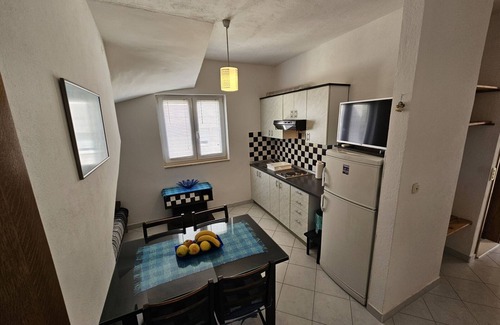 Duce Apartment | Apartment in Duće with Seaview, Balcony, Air condition, WIFI (5067-2)