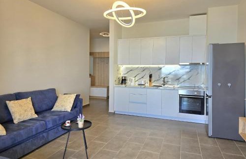 Durres Apartment | Apartment in Durres steps from the beach