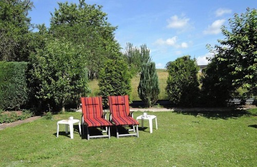 Lissendorf Apartment | Apartment in Eifel with Terrace and Nature