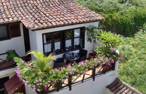 El Guincho Apartment | Apartment in Mexican style with sea view and private balcony