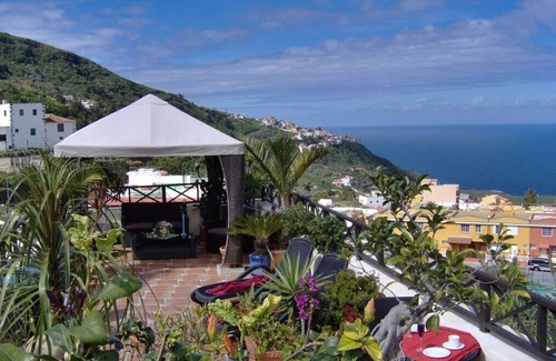 El Guincho Apartment | Apartment in Mexican style with sea view and private balcony