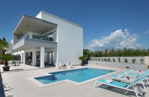 Fazana Apartment | Apartment in Fa ana near Beach and Pool