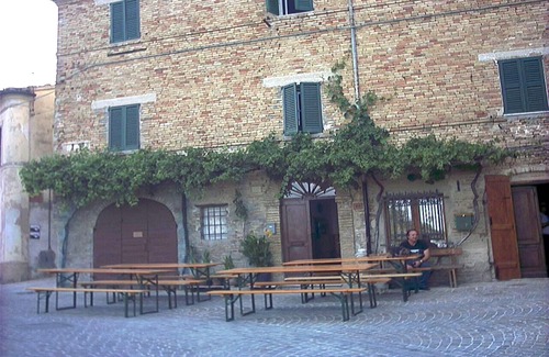 Fratte Rosa Apartment | Apartment in Fratte Rosa with Apennine Views