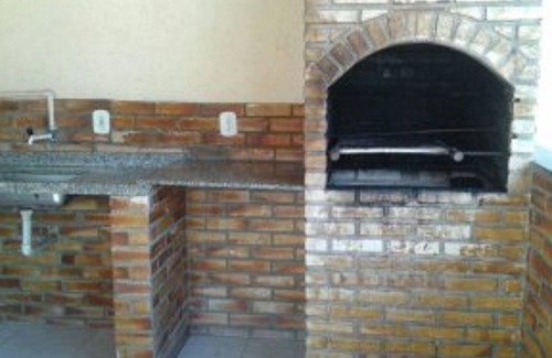 Rio das Ostras House | Apartment in gated community on the beach
