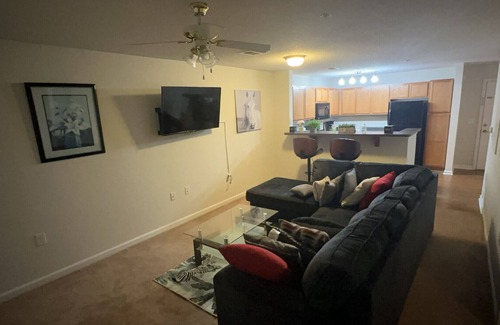 Deep River Apartment | Apartment in High point