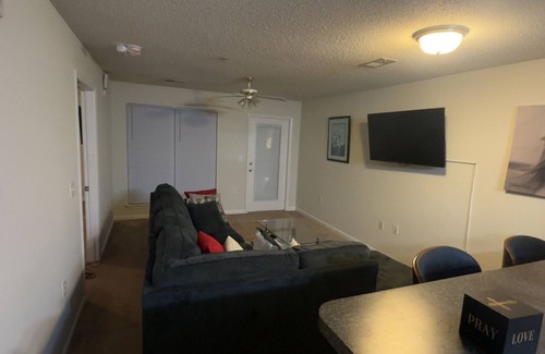 Deep River Apartment | Apartment in High point