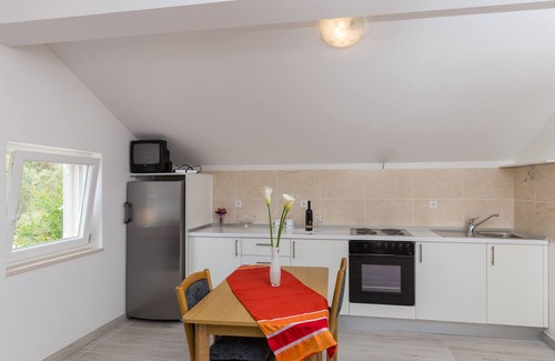 Mokosica Apartment | Apartment in Dubrovnik with swimming pool and sea view (A4)