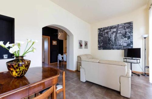 Torbiato di Adro Apartment | Apartment in Franciacorta near Lake Iseo