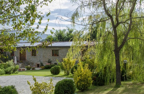 Villa Collemandina Apartment | Apartment in Villa Toscana