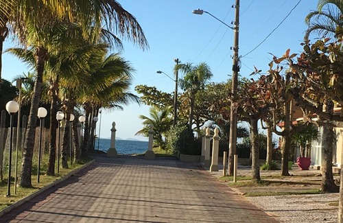 Jurere Apartment | Apartment in Jurerê Internacional - facing the street - equipped - wifi.