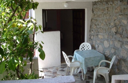 Suha Punta Apartment | Apartment in Kampor with Balcony, WIFI, Washing machine (895-1)