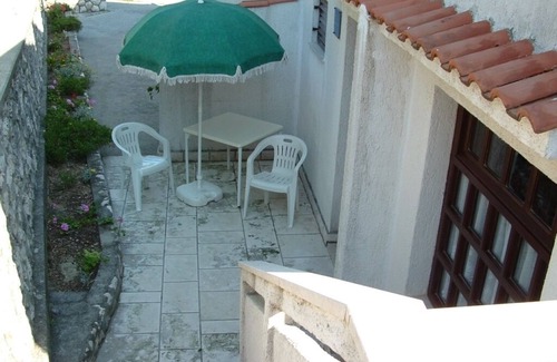 Suha Punta Apartment | Apartment in Kampor with Balcony, Air condition, WIFI, Washing machine (895-4)
