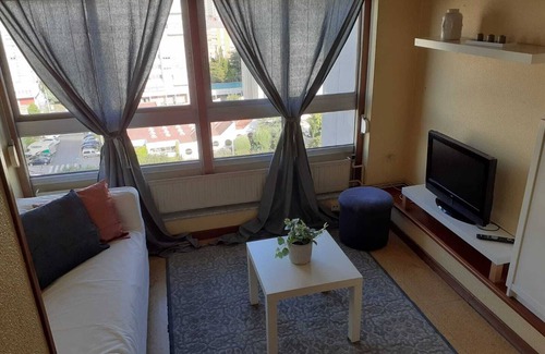 La Coruna Apartment | Apartment in La Coruña with three bedrooms and two bathrooms