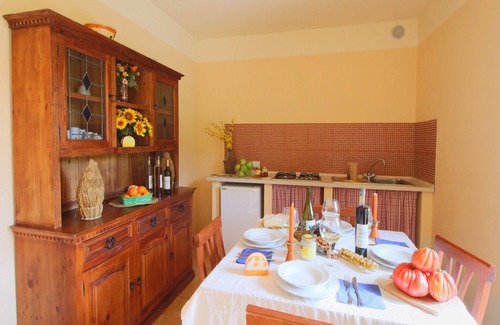 Apecchio Cottage | Apartment in Marche with Pool & Terrace