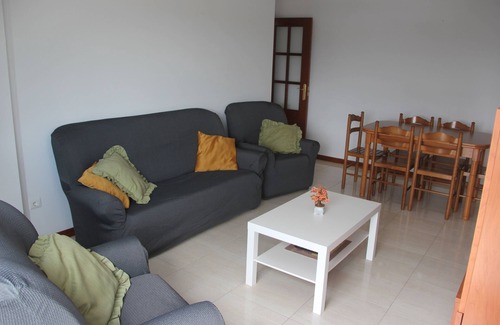 Callobre Apartment | Apartment in Miño with views of the Ría.