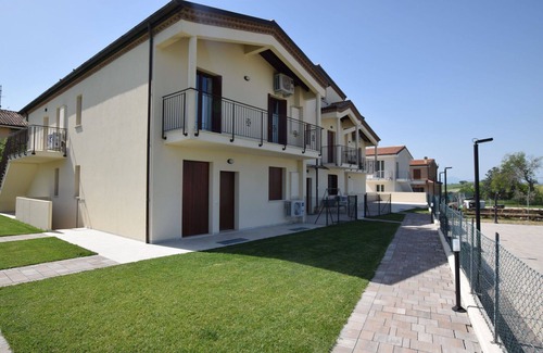 La Figurina Apartment | Apartment in Montecucco with 2 bedrooms sleeps 6