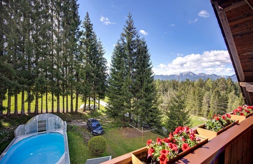 Fresach Apartment | Apartment in Mooswald in Carinthia with pool