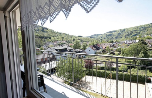 Bollendorf Apartment | Apartment in Müllerthal with Balcony