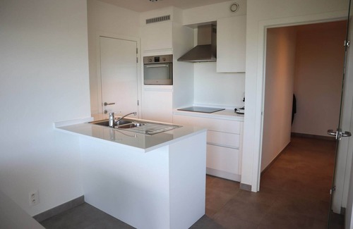 Nieuwpoort Apartment | Apartment in Nieuwpoort with Pool & Terrace