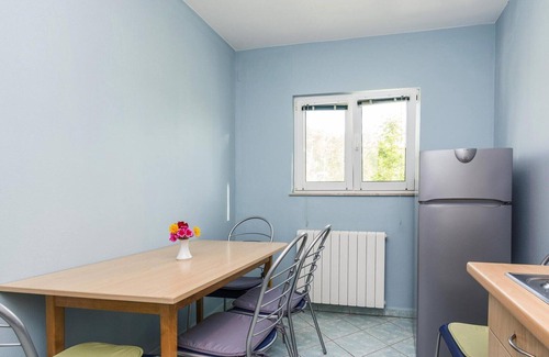 Zaton Apartment | Apartment in Nin near Beach & Pool