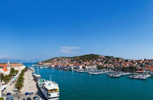 Businci Apartment | Apartment in Okrug Gornji with Seaview, Balcony, Air condition, WIFI (4790-1)