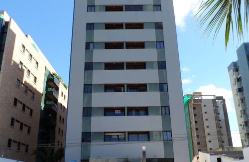 Pajucara Apartment | Apartment in Pajuçara Beach 30 meters from the beach