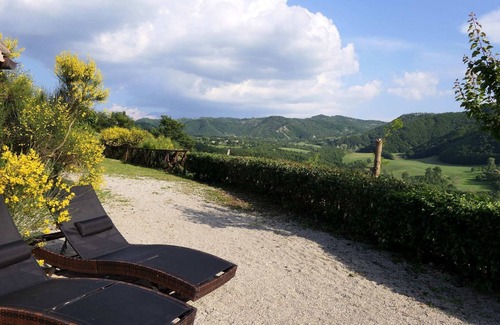 Pennabilli Apartment | Apartment in Pennabilli with Garden, Garden Furniture, BBQ