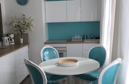 Perros-Guirec Apartment | Apartment in Perros-Guirec town center sleeps 4