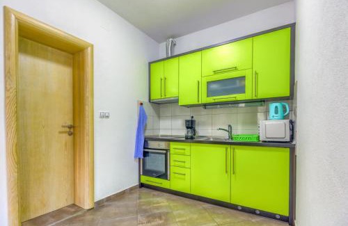 Pirovac Apartment | Apartment in Pirovac with terrace, air conditioning, WiFi (4925-3)