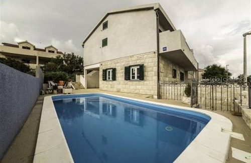 Povlja Apartment | Apartment in Povlja with Seaview, Balcony, Air condition, WIFI (4936-3)
