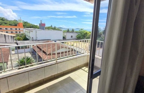 Praia do Morro Apartment | Apartment in Praia do Morro, 3 bedrooms, 2 suites